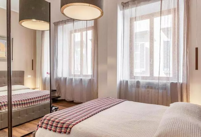 Piccola Venezia Canal View Charming Flat