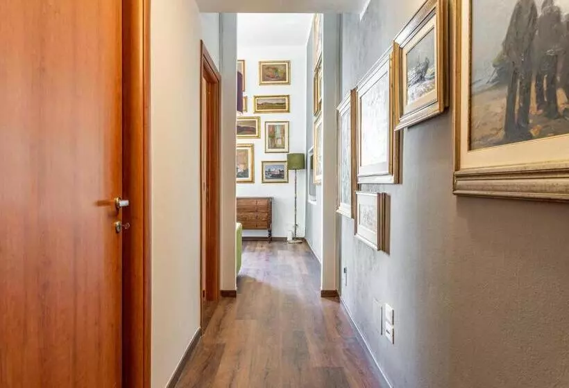 Piccola Venezia Canal View Charming Flat