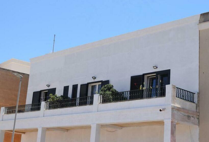 Bed and Breakfast Ponente & Maestro Rooms