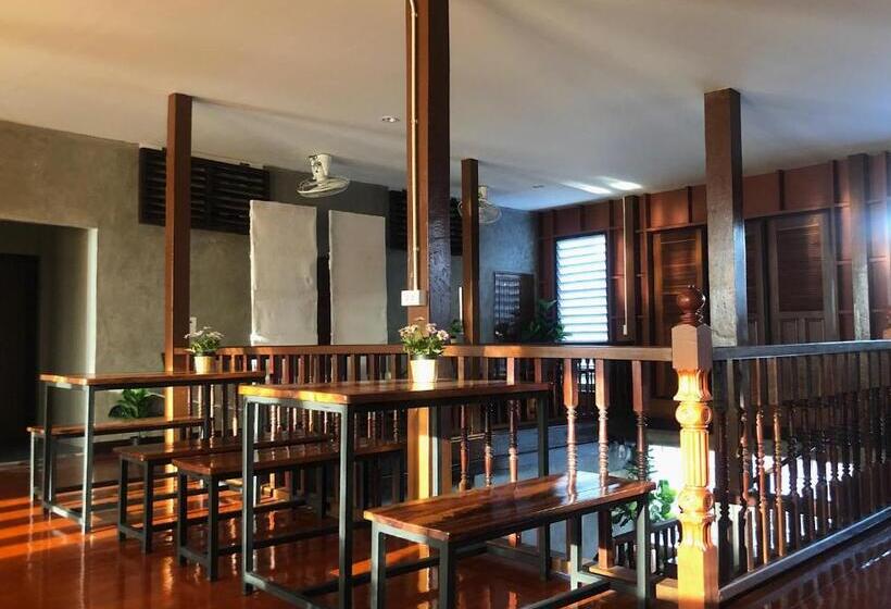 Schronisko Momento House