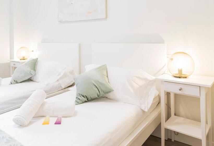 Cabanyal Luxury Malvarrosa Beach