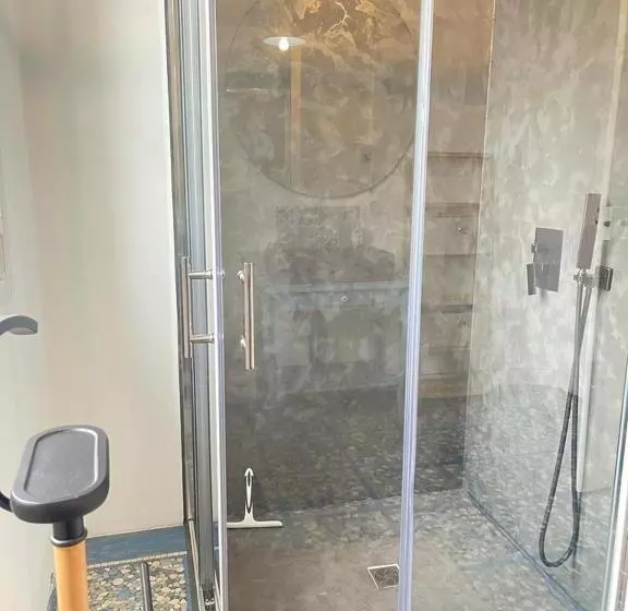 Domfront Bnb : Chic & Confort