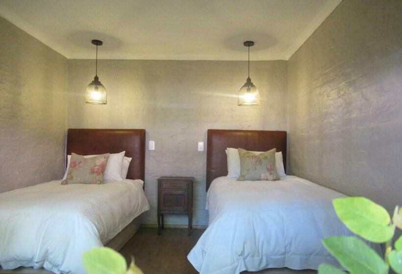 Отель Critchley Hackle Dullstroom Leisure