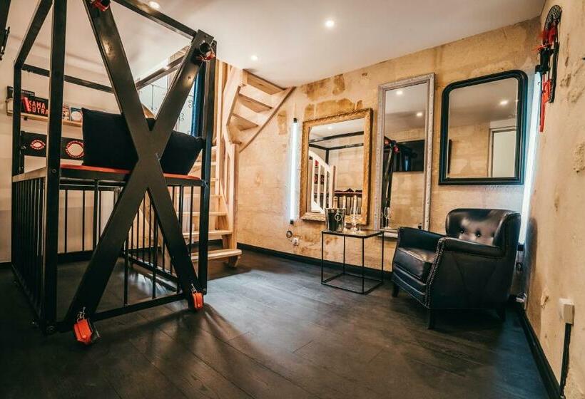 هتل Love Bordeaux Playroom Avec Salle De Jeux Pour Adultes Et Lit à Eau Chauffant