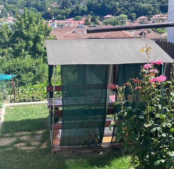 Pension (Hôtel basse catégorie) къща рачеви