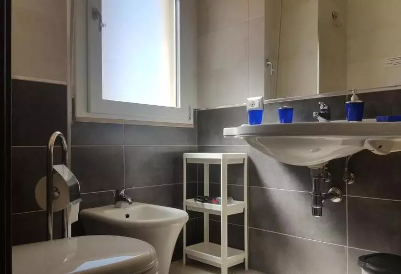 پانسیون Guest House Web Room