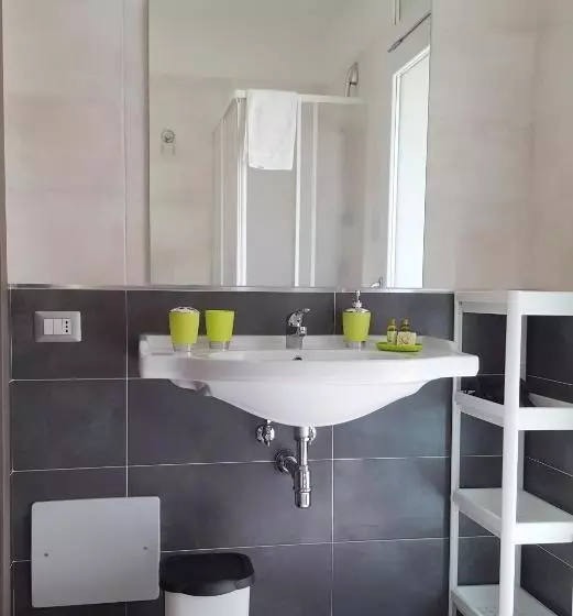 پانسیون Guest House Web Room