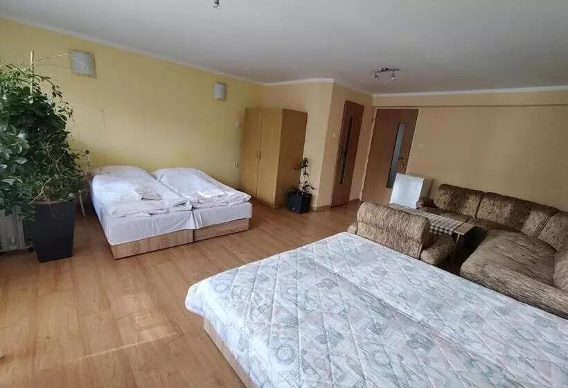 Majatalo Rekreačné Zariadenie Javorinka