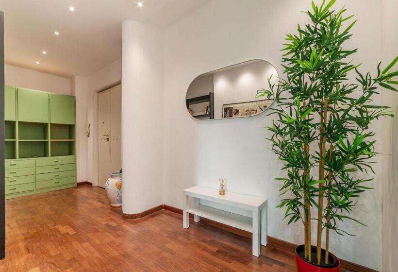 Piazza Bologna Apartments