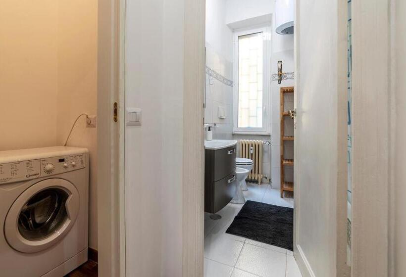 Piazza Bologna Apartments