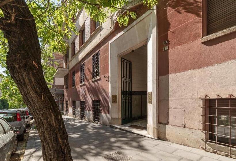 Piazza Bologna Apartments