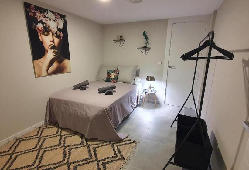 Pool & Snooker Villa