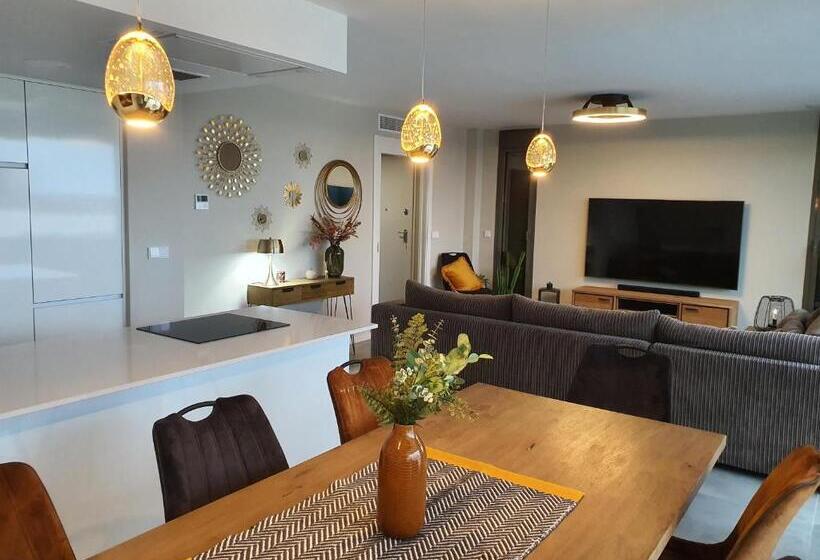 Pool & Snooker Villa