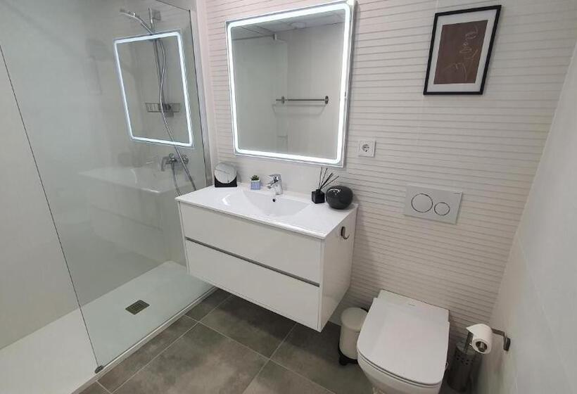 Pool & Snooker Villa