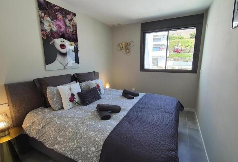 Pool & Snooker Villa