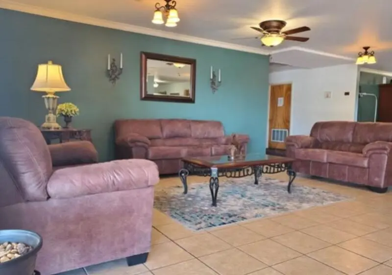 ユースホステル Candlelight Inn & Suites Hwy 69 Near Mcalester