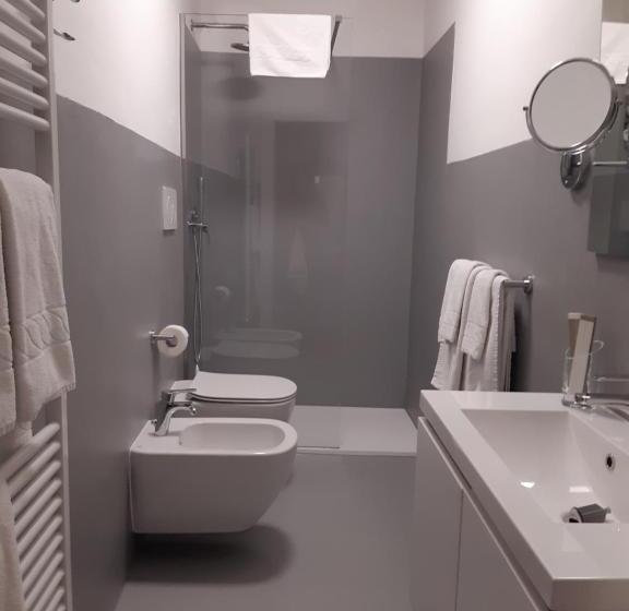 B&b S. Trinità 18 Suites & Rooms