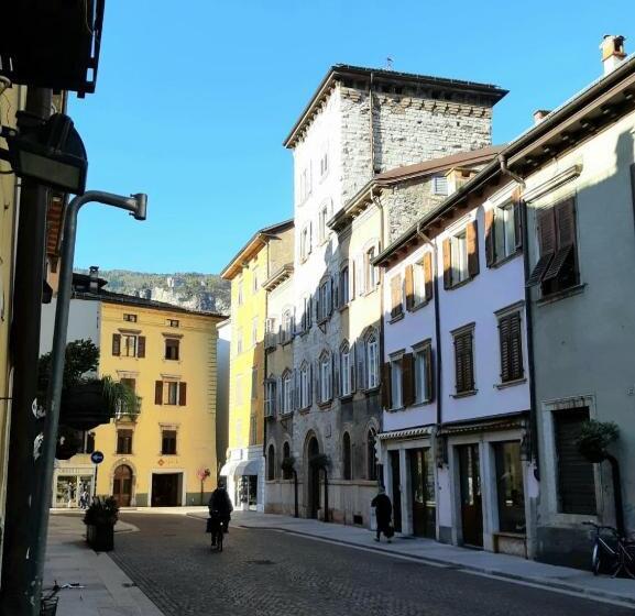 B&b S. Trinità 18 Suites & Rooms