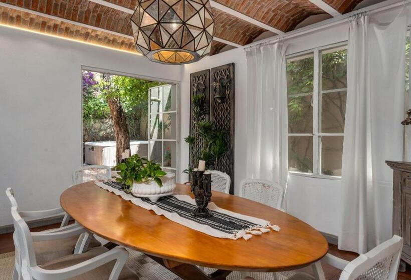 Casa Tranquilo, 4br Home By Rosewood With Hot Tub