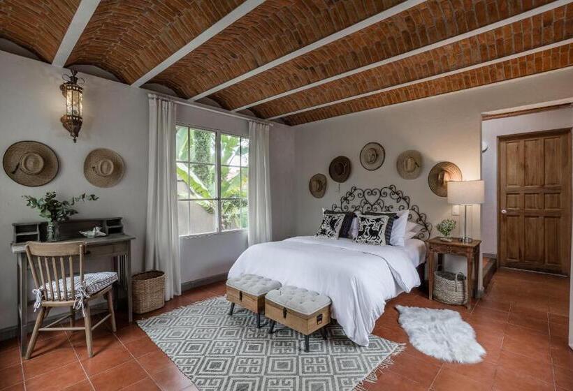 Casa Tranquilo, 4br Home By Rosewood With Hot Tub