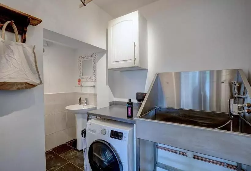 Norfolk Holiday Cottage 4 Bed Luxury Dog Friendly