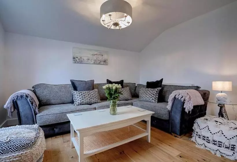Norfolk Holiday Cottage 4 Bed Luxury Dog Friendly