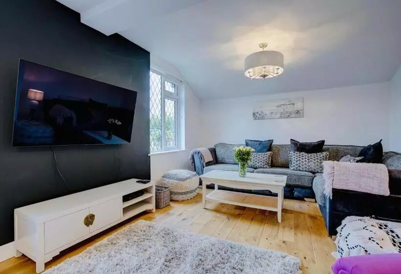 Norfolk Holiday Cottage 4 Bed Luxury Dog Friendly