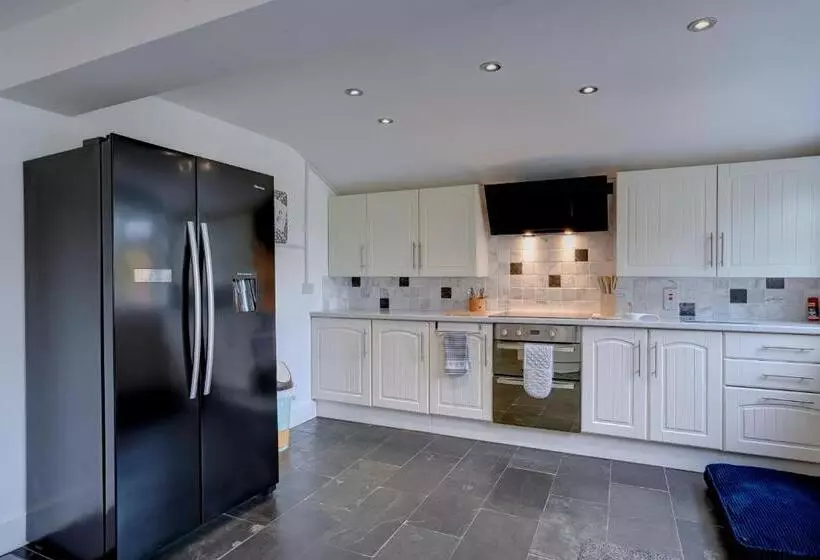 Norfolk Holiday Cottage 4 Bed Luxury Dog Friendly