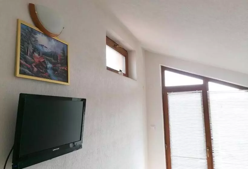 ペンション роден край Homeland