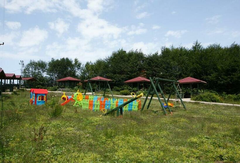 Flora Handüzü Resort & Wellness Bungalow