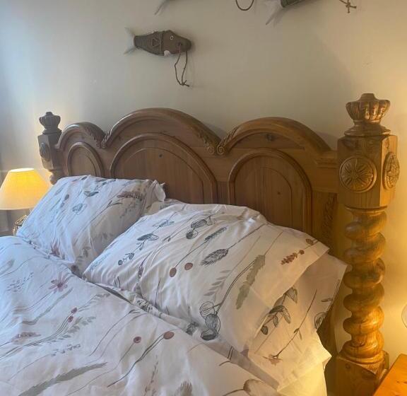 Riverbank Cottage Lake District Double Balcony