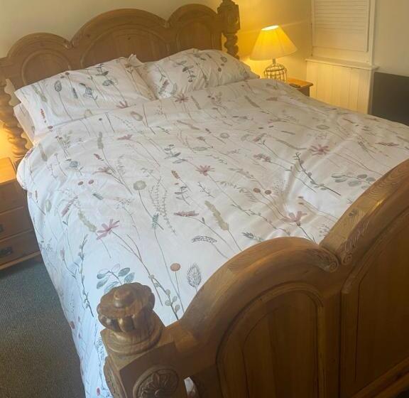 Riverbank Cottage Lake District Double Balcony