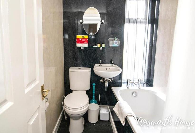 Ainsworth House Serviced Accommodation