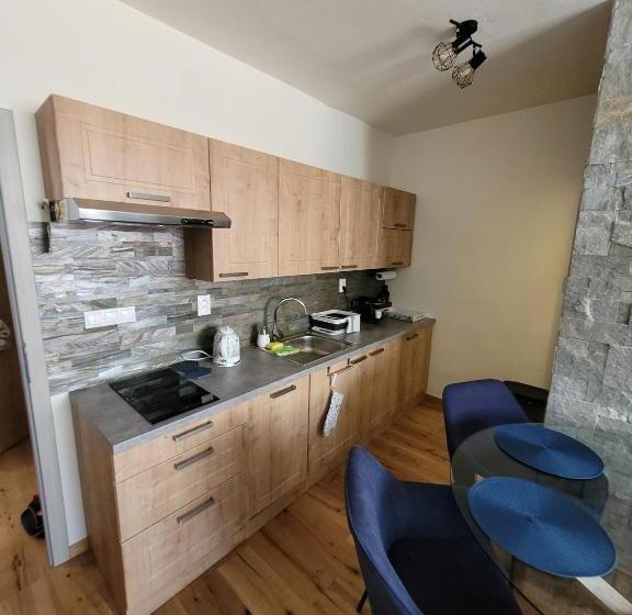 Artur Apartment Myto