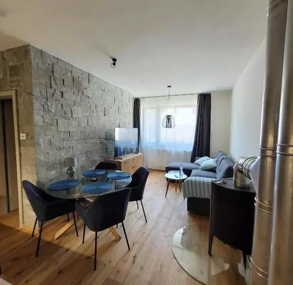 Artur Apartment Myto