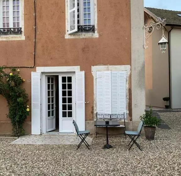 Aamiaismajoitus (B&B) Studio En Ville Et Campagne