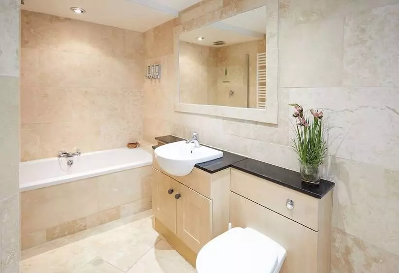 Host Stay Muggles Mews