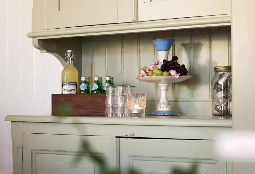 Hotelli Strandflickornas Annex Gula Villan