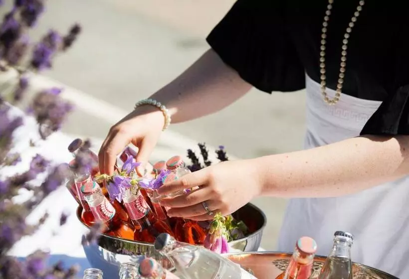 Hotelli Strandflickornas Annex Gula Villan