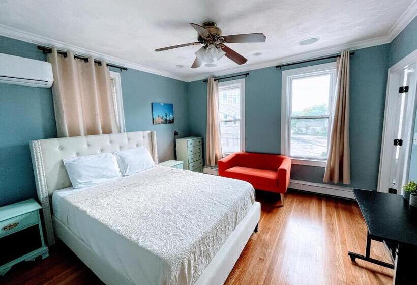 Luxury Executive Suite Harvard Allston 3 Bedrooms 2 Baths