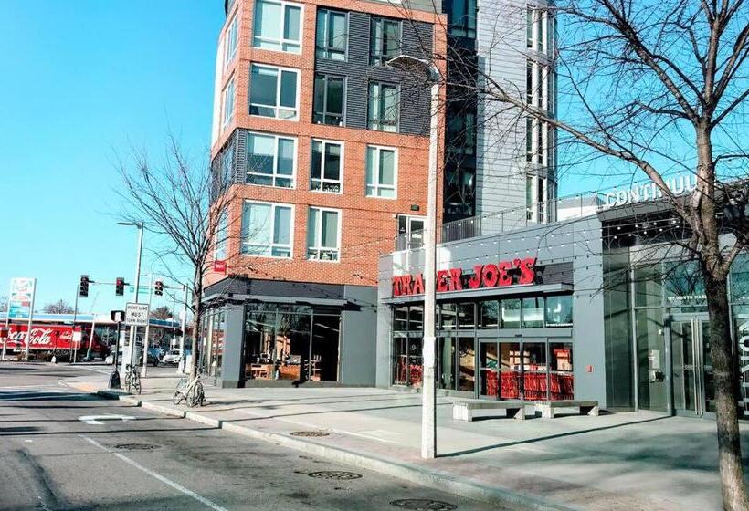 Luxury Executive Suite Harvard Allston 3 Bedrooms 2 Baths