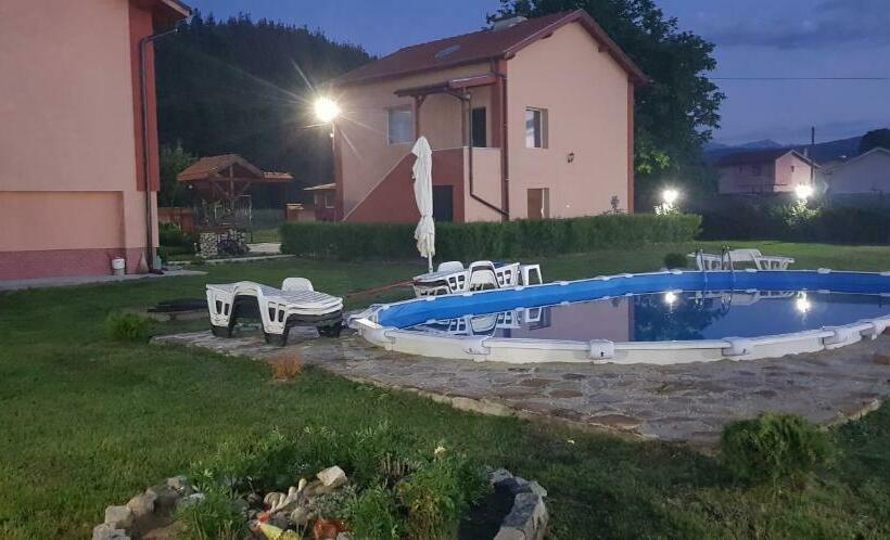 פנסיון къщи за гости ореха