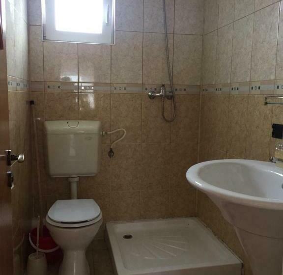 پانسیون Casa Galbena Busteni