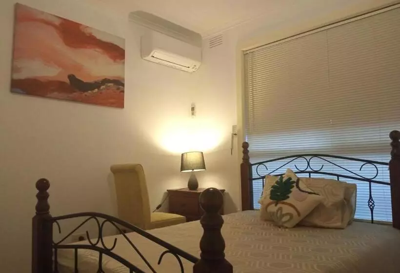 ペンション Sunny House Melbourne Airport Home