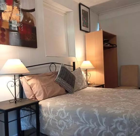 ペンション Sunny House Melbourne Airport Home