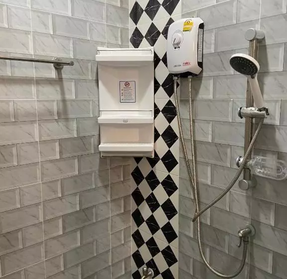 リゾートホテル ร่มปาล์มรีสอร์ท สระบุรี Rompalm Saraburi