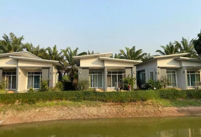 リゾートホテル ร่มปาล์มรีสอร์ท สระบุรี Rompalm Saraburi