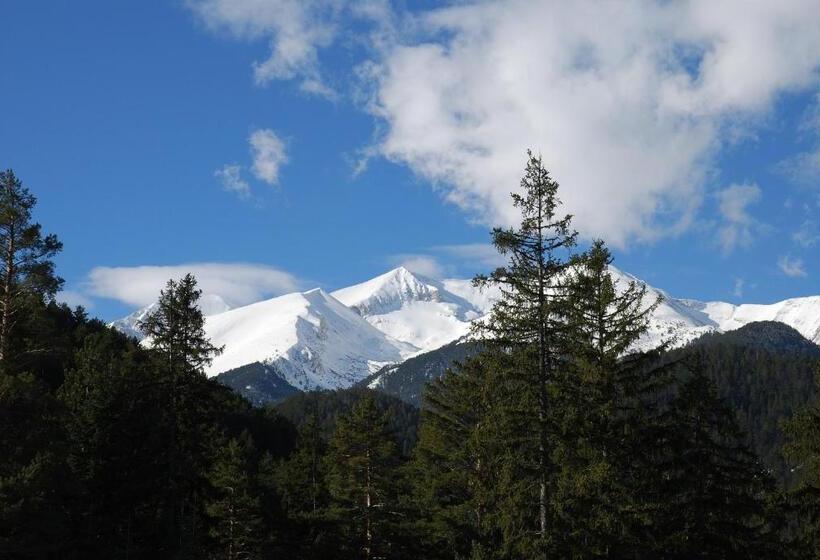 Villa Raphael Near The Pirin Golf Resort