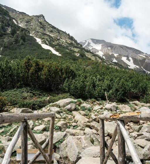 Villa Raphael Near The Pirin Golf Resort