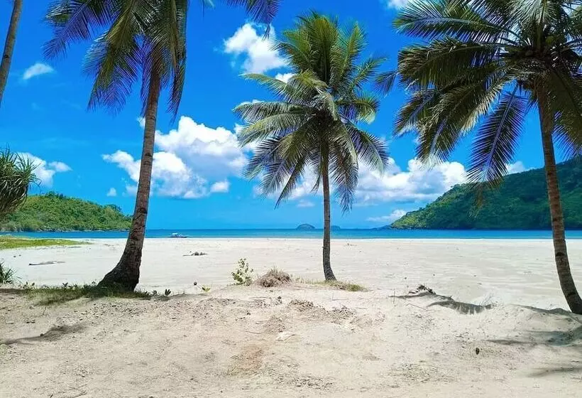 ユースホステル Zhaya S Beach & Cottages